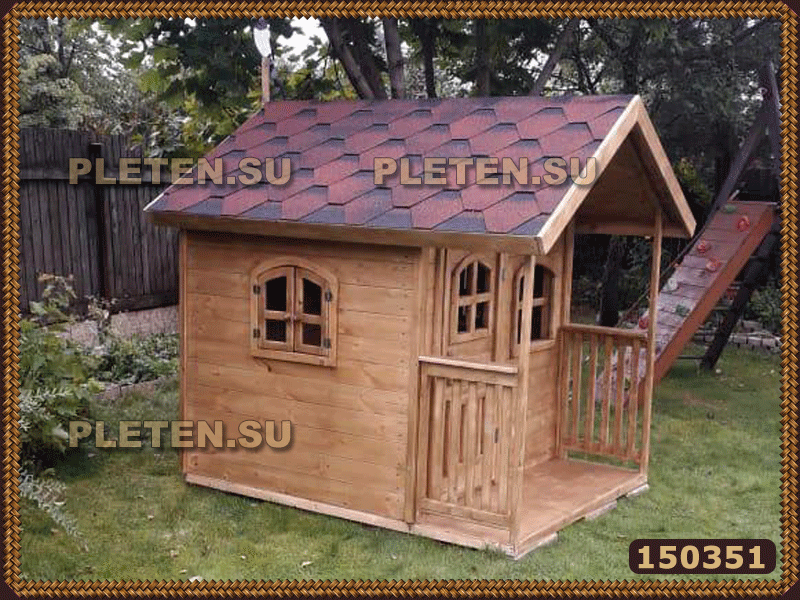 деревянный домик